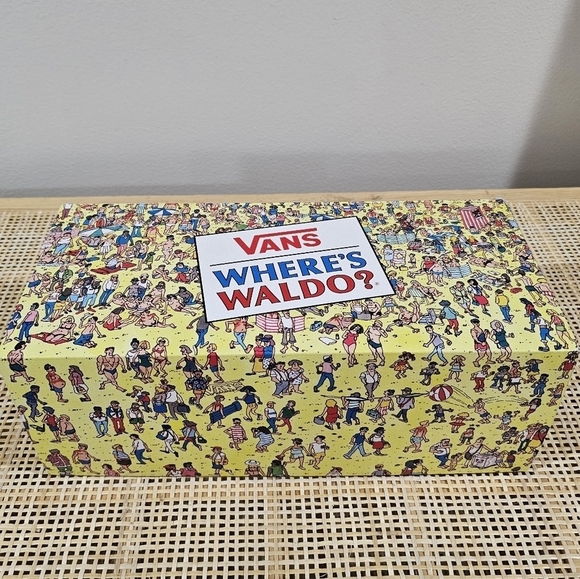 Vans Old Skool, (Where's Waldo?) International Stripes, Unisex M5.5, W7, NWT - Picture 15 of 16